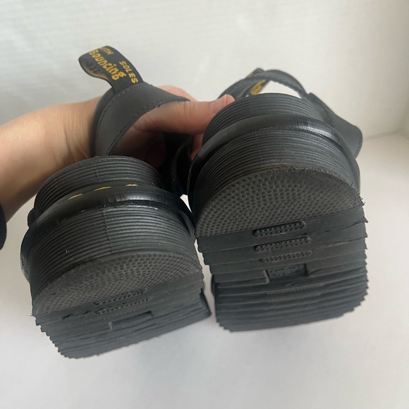 Dr. Martens AirWair Blaire
Athena Leather Strap Sandals Black Size 8 - Picture 10 of 12